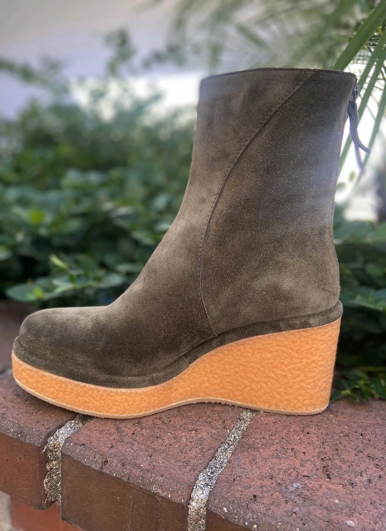Artic Suede Wedge Boot Olive