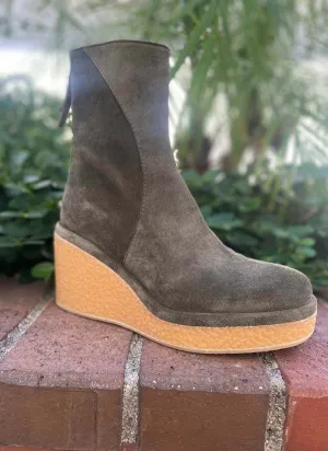 Artic Suede Wedge Boot Olive