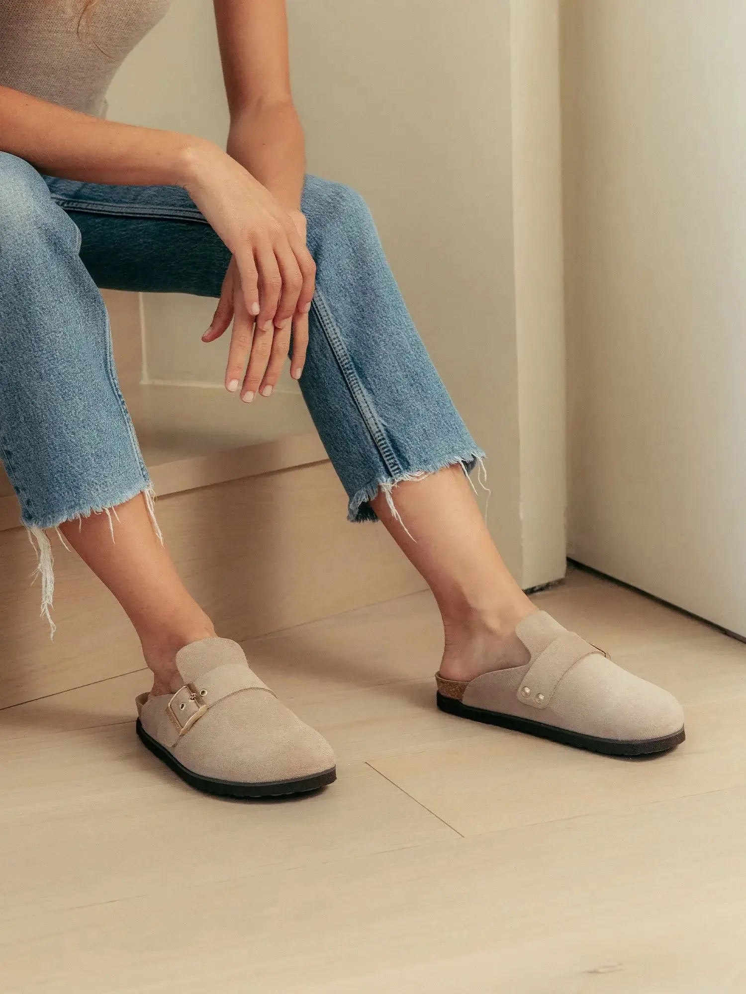 Izar Sand Clogs