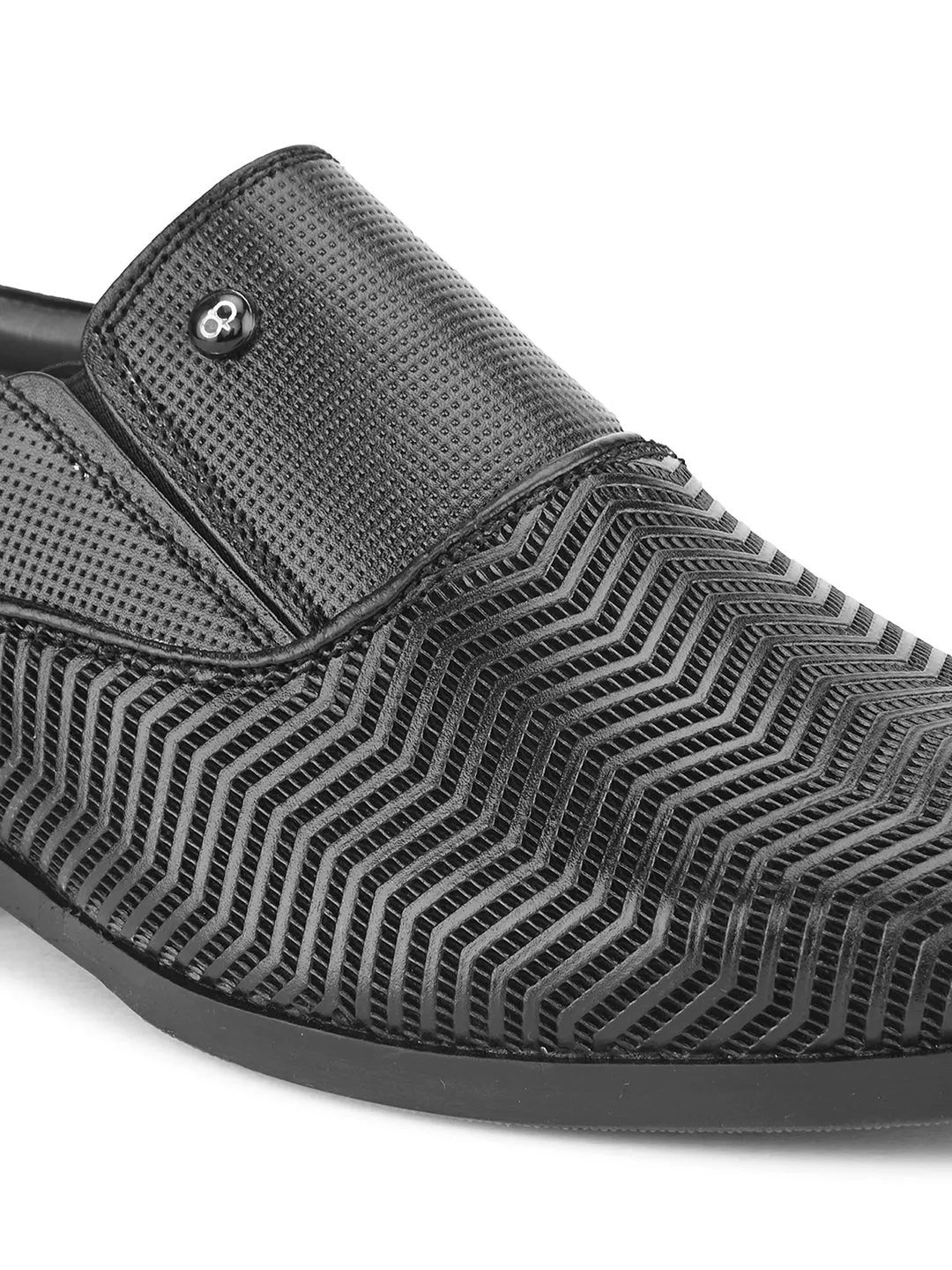 Pelle Albero Men Textured Leather Formal Slip-On Shoes